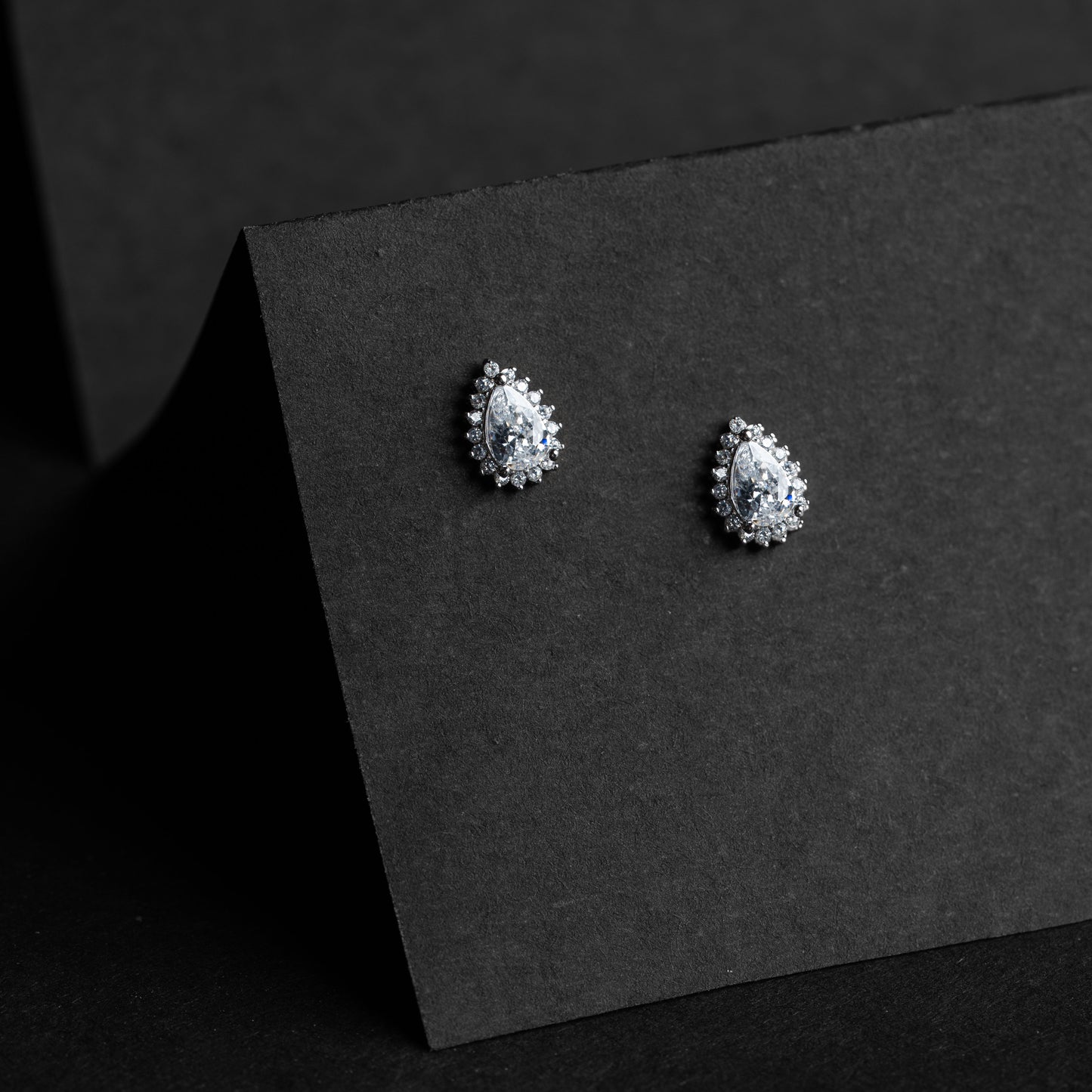 Starlace Halo Stud
