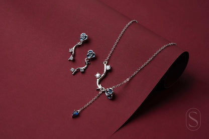 Midnight Bloom Pendant Necklace