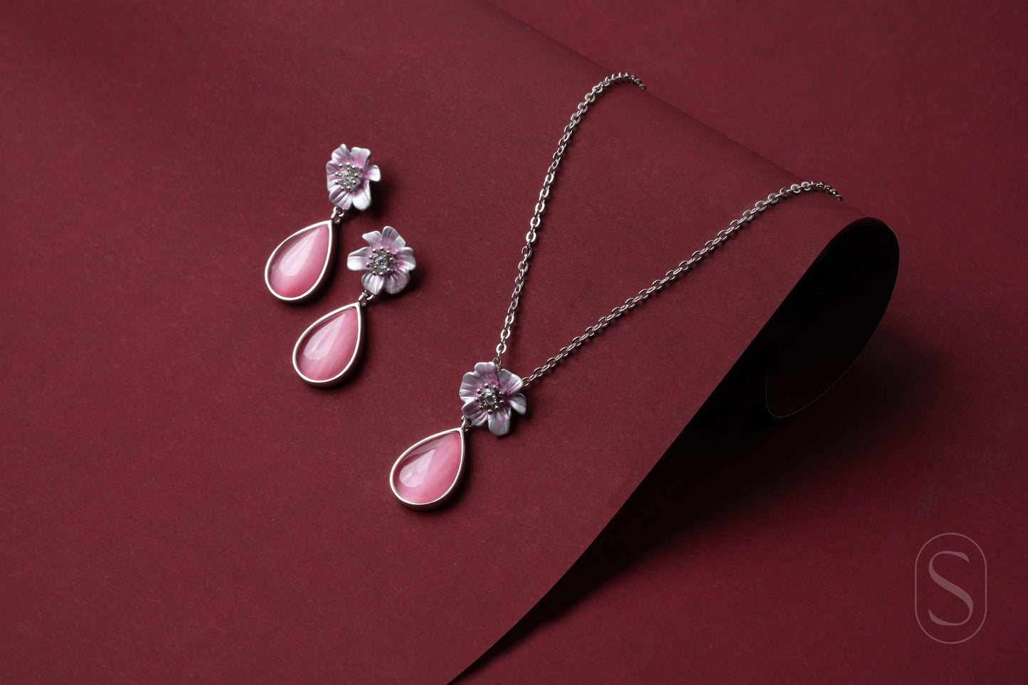 Blush Bloom Pendant Necklace
