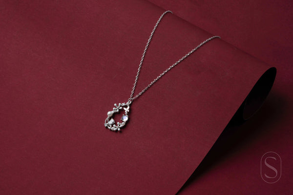 Ocean Breeze Floral Pendant