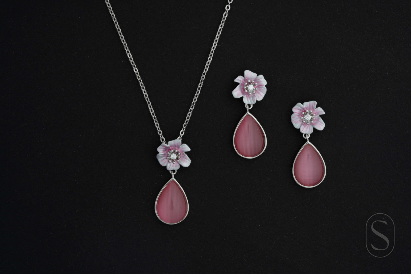 Blush Bloom Pendant Necklace